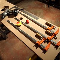 Screw-type bar clamps